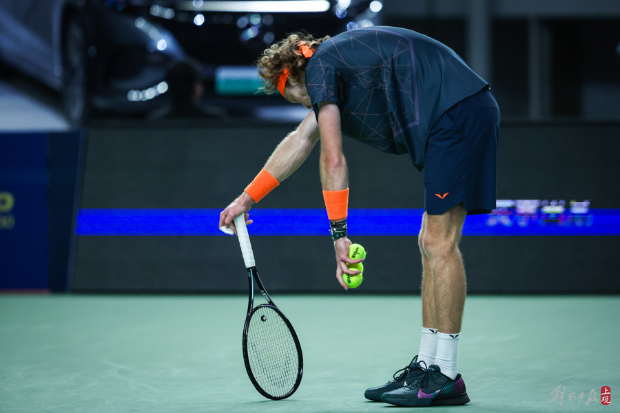 包含美国网球队完胜西班牙网球队,费德勒爆发神勇的词条 包含美国网球队完胜西班牙网球队,费德勒爆发神勇的词条