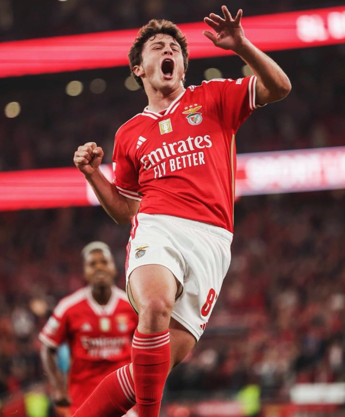 开云sport-里昂绝杀葡萄牙，加维惊艳世界