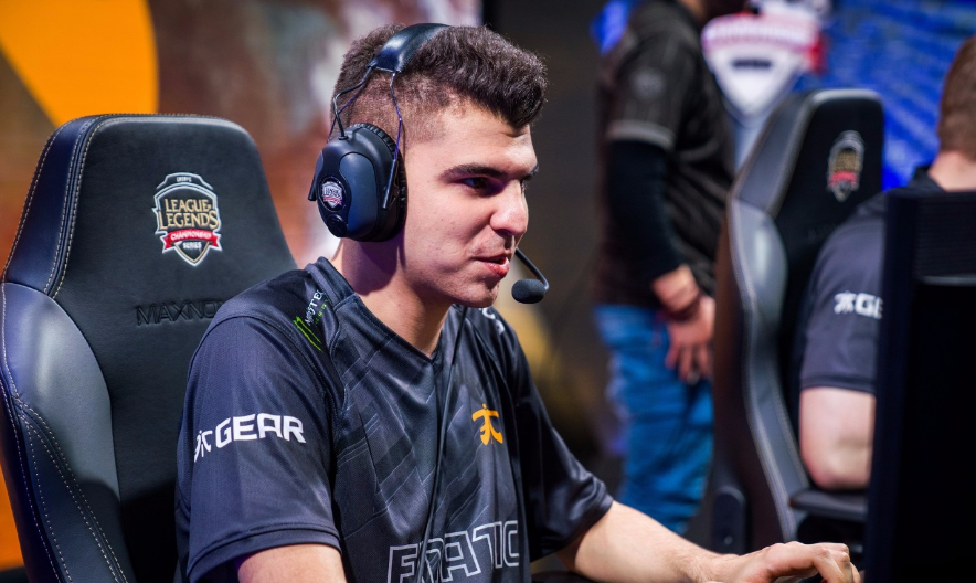 开云sport-G2爆冷EG，Bwipo三分雨点燃全场