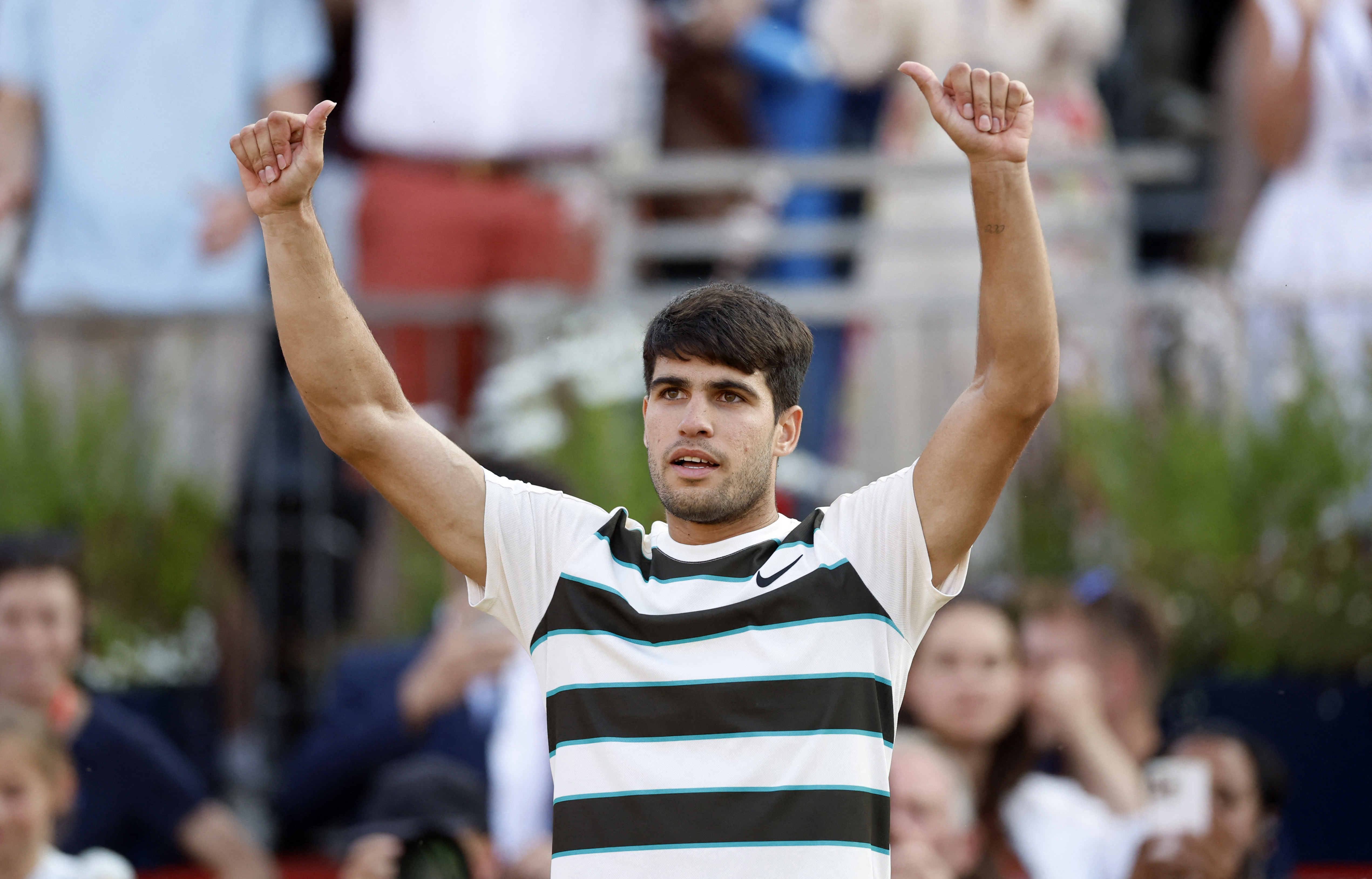 德国网球队险胜欧洲网球队，阿尔卡拉斯制霸全场的简单介绍