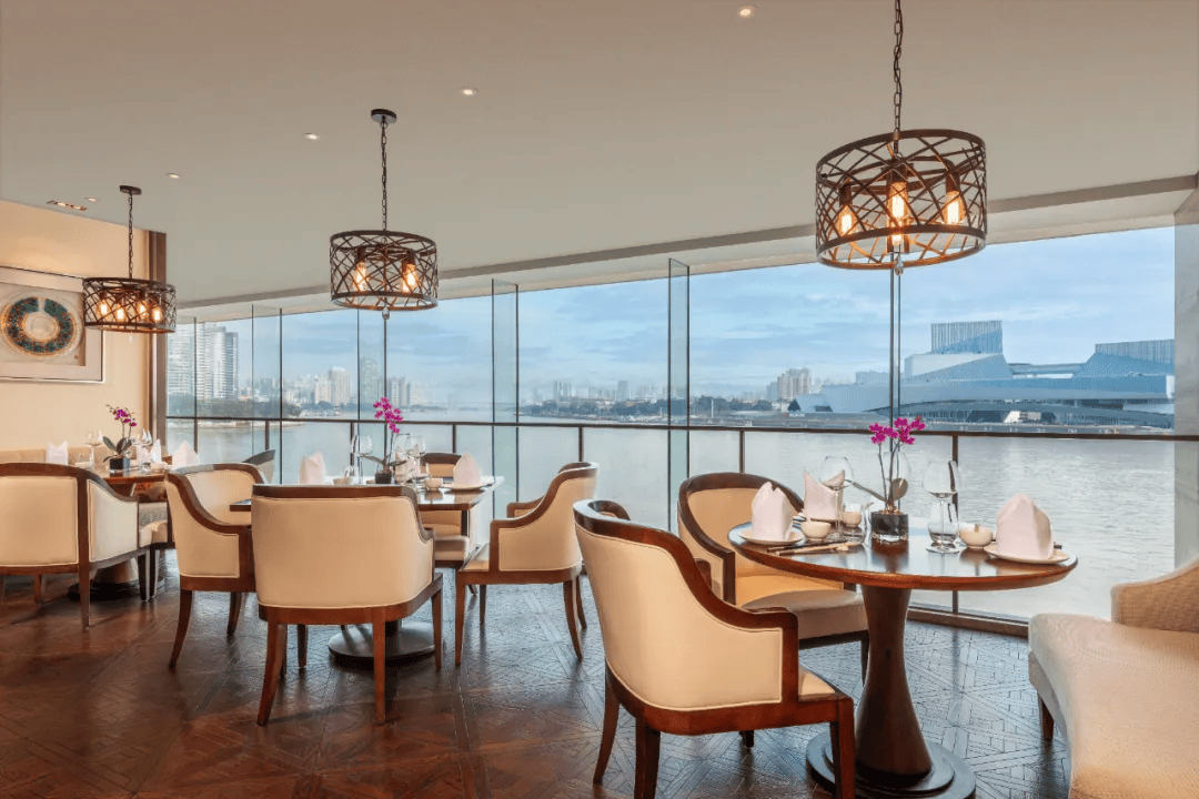 关于专家预测拳击胜率超六成，结果成焦点的信息