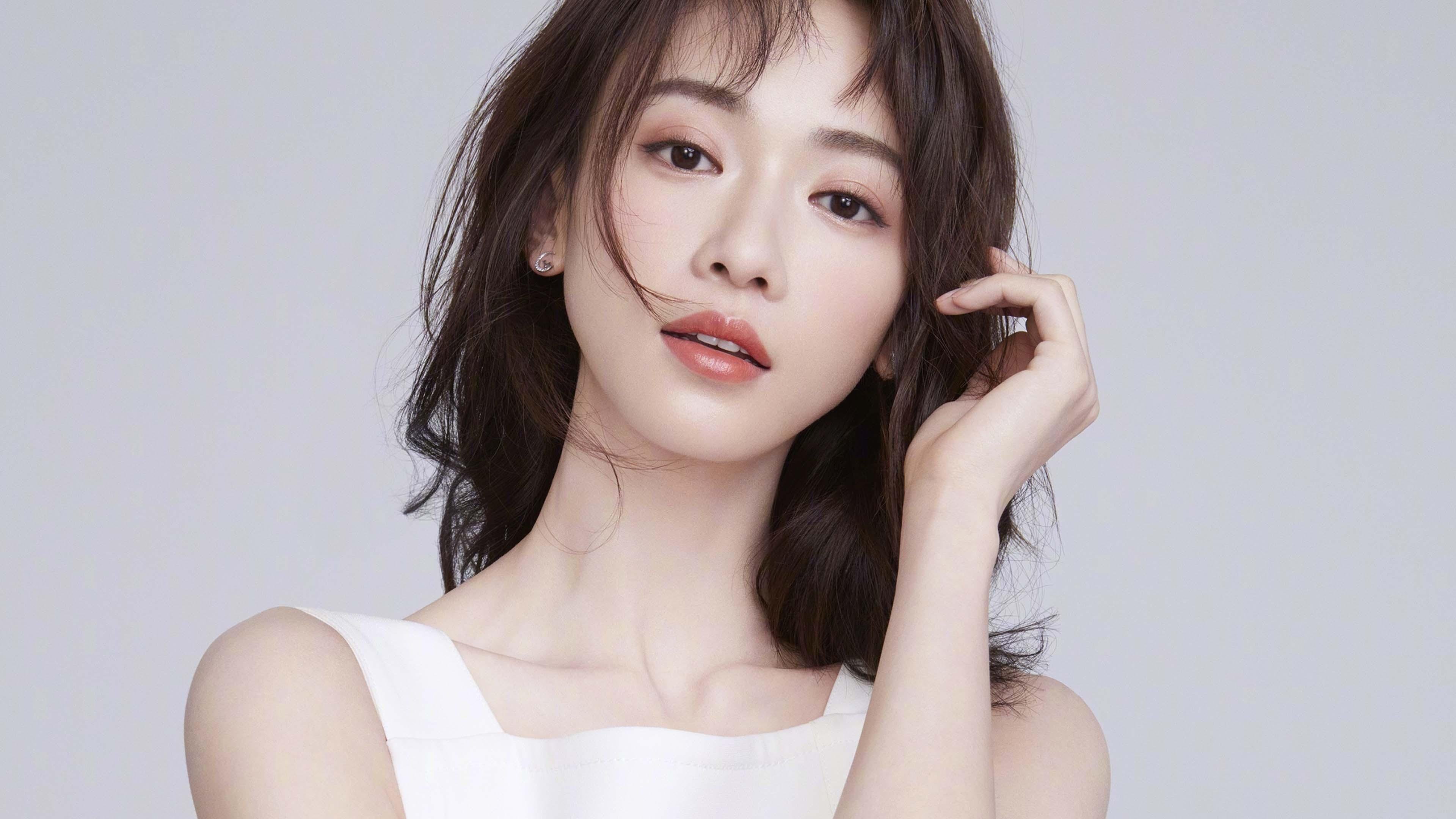 从伦敦的溃败到巴黎的加冕,西西帕斯何以在法网上演史诗逆转?