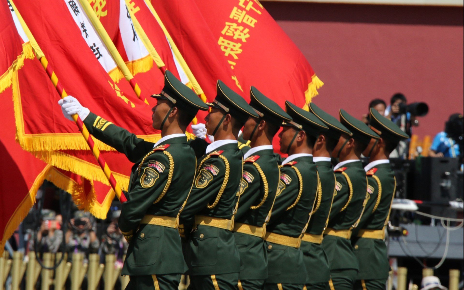 开云体育中国-沙暴中的樱花与航海者，2026世界杯E组，一场被门将书写的史诗
